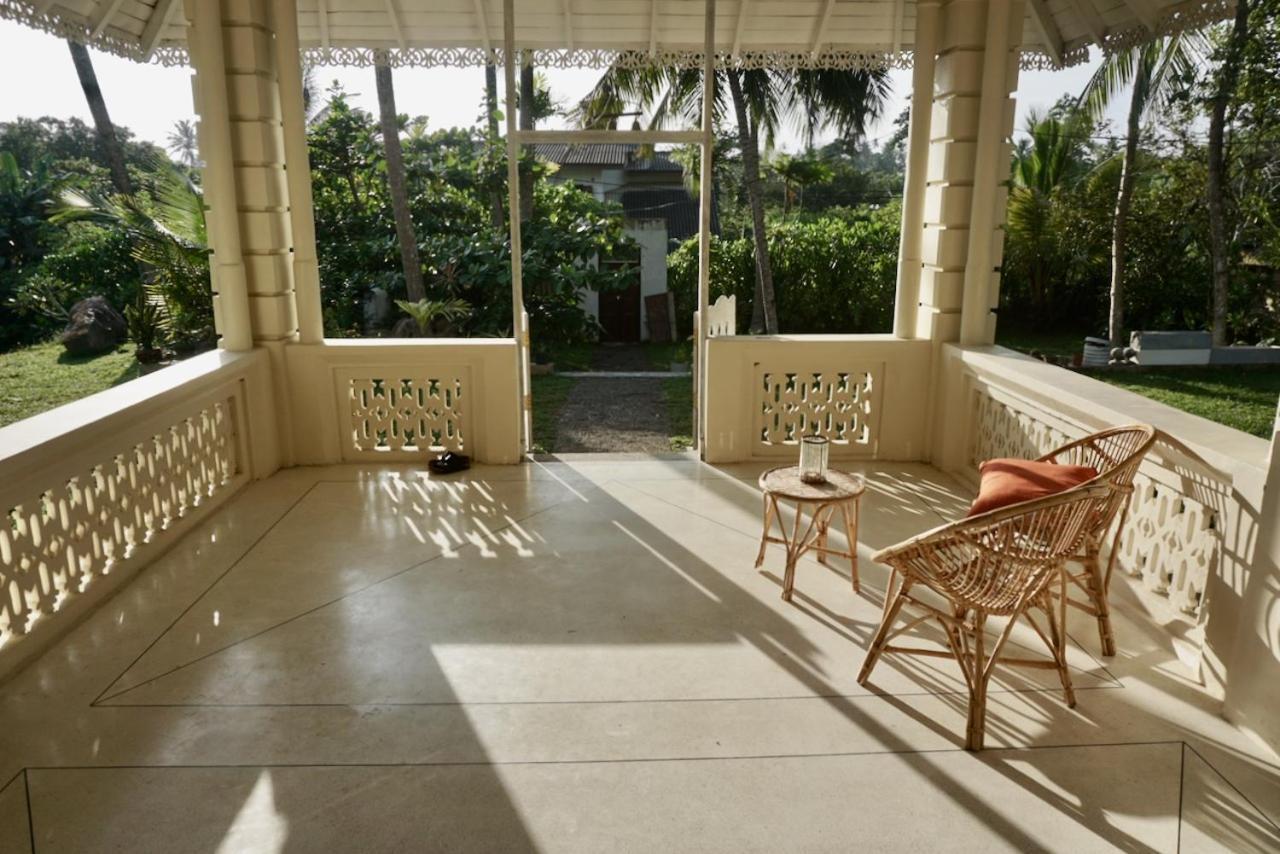 Kara Hotel Ahangama Buitenkant foto