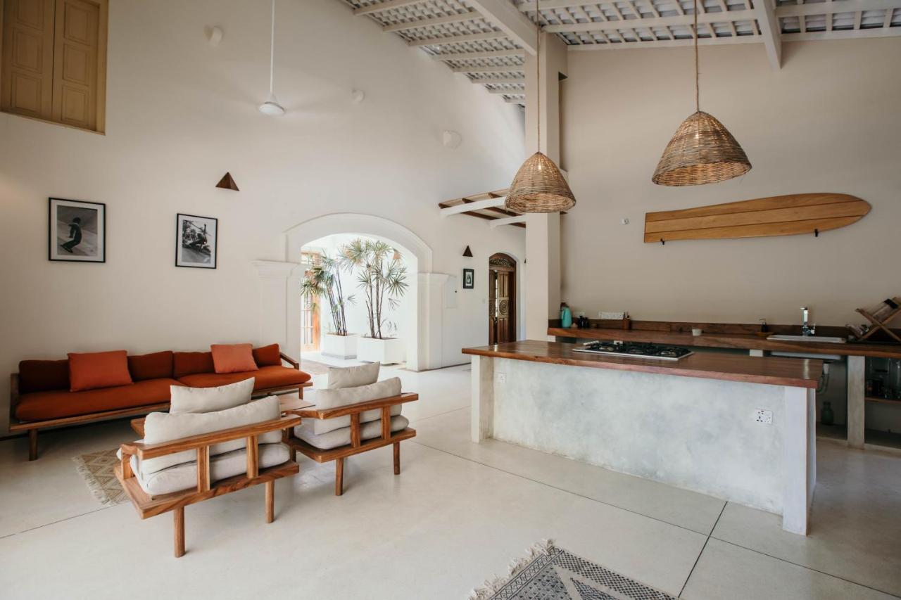 Kara Hotel Ahangama Buitenkant foto